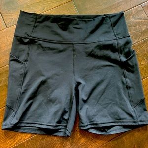 Fabletics Oasis PureLuxe High-Waisted 6'' Short